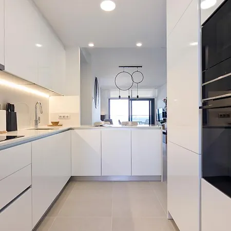 Sunset Sailors Butterfly Lounge * Бенидорм