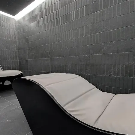 Sunset Sailors Butterfly Lounge Бенидорм