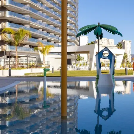 Sunset Sailors Butterfly Lounge Бенидорм